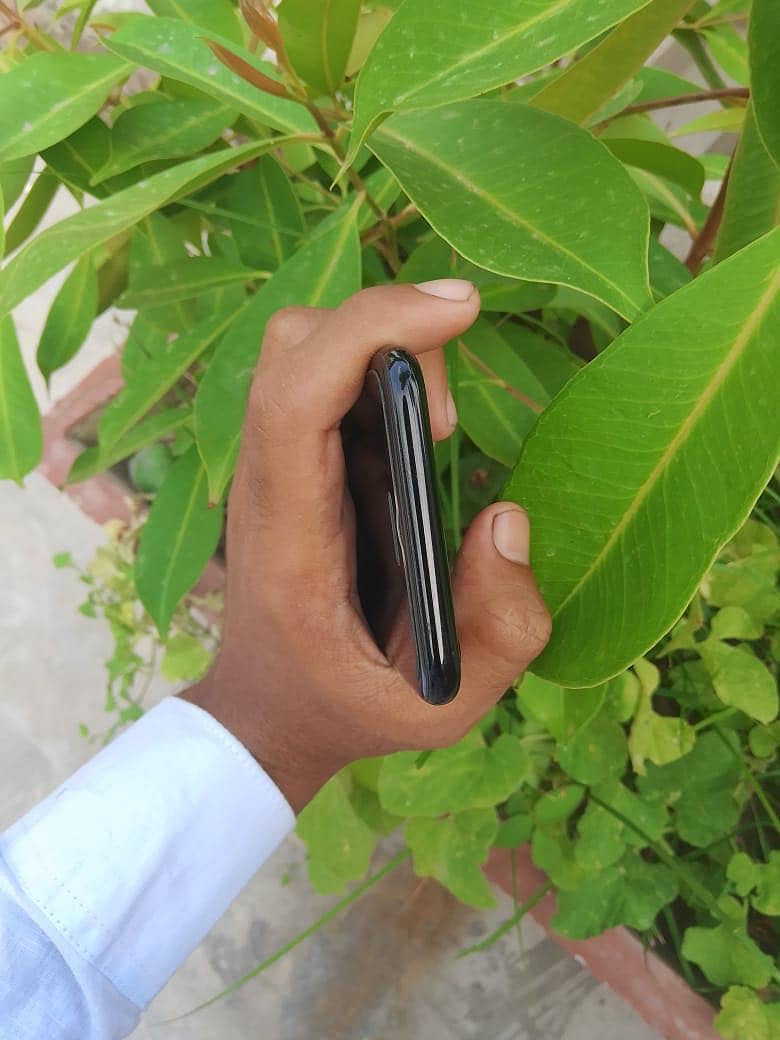iPhone 7 128gb 0