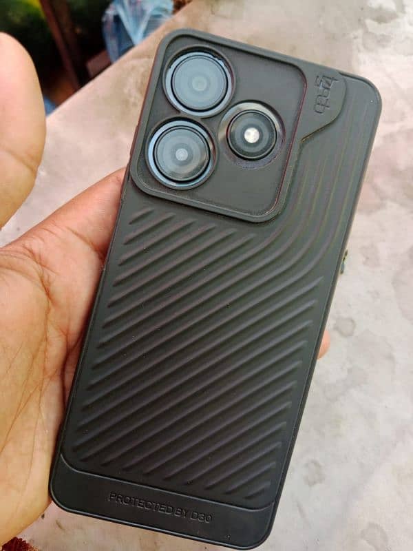 Tecno spark 10c 4+4 128 4