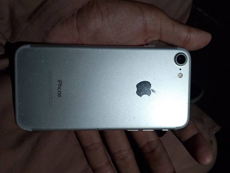 iPhone 7 0