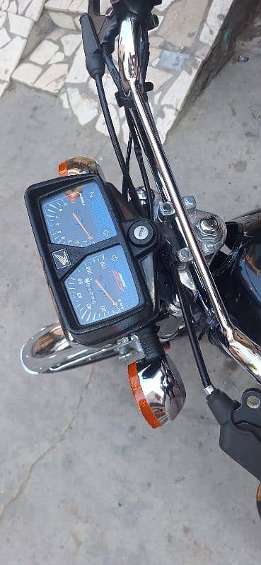 honda cg 125 2024/ 2025 modal unregister candotion like 0 meter 0