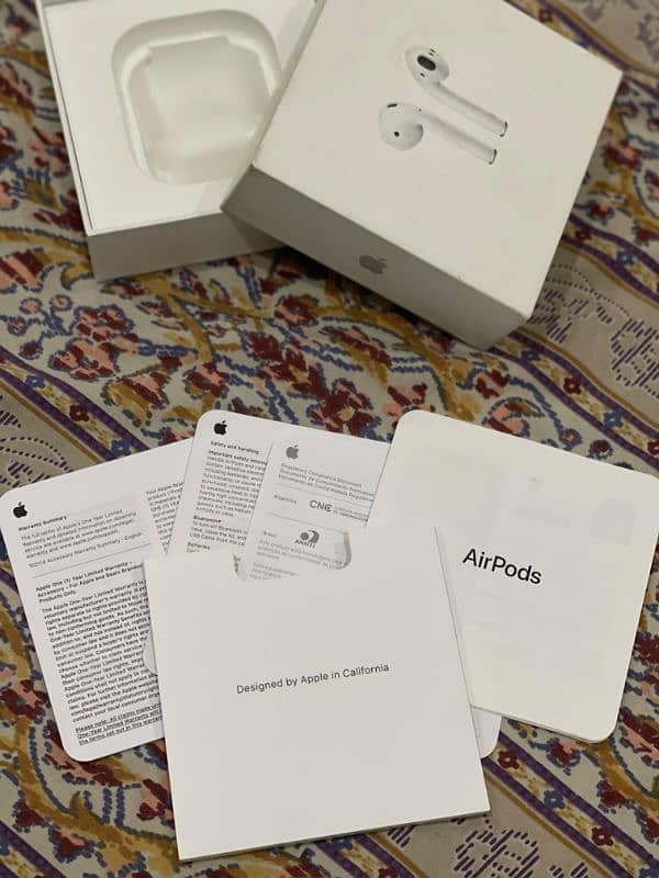 Apple AirPods 2nd generation 3