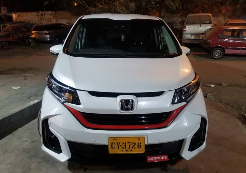 HONDA FREED SUPREME EDITION 4