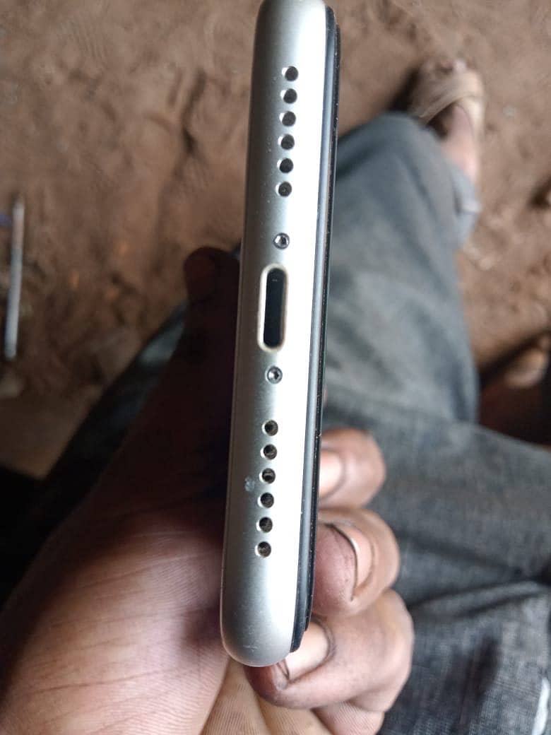 iPhone 11 fectory unlock non pta battery health 79 1