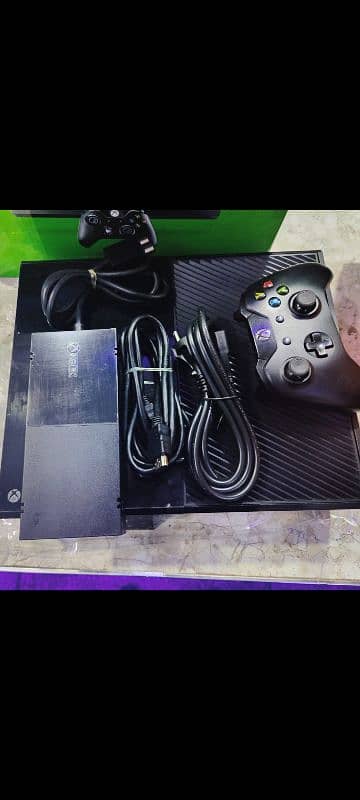 Xbox One 1TB Mint Condition 1
