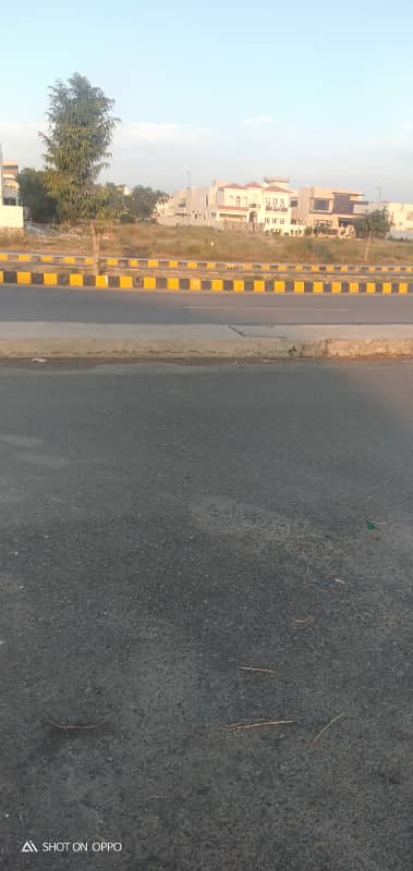 Prime Location Plot for Sale in Phase 8 T Block | Ideal Investment Opportunity 8