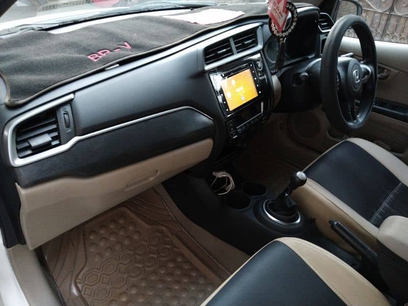 Honda BR-V 2021 11