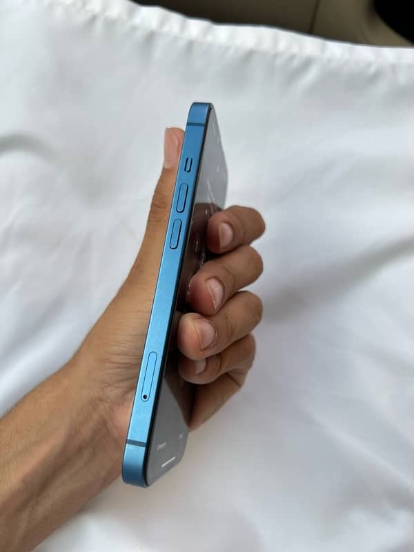 iphone 13 pta 128gb 87% battery 1