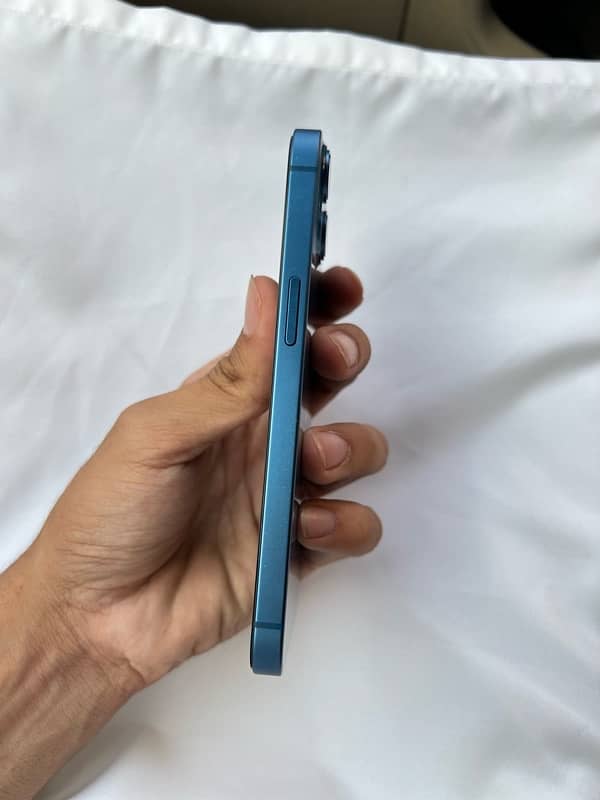 iphone 13 pta 128gb 87% battery 3