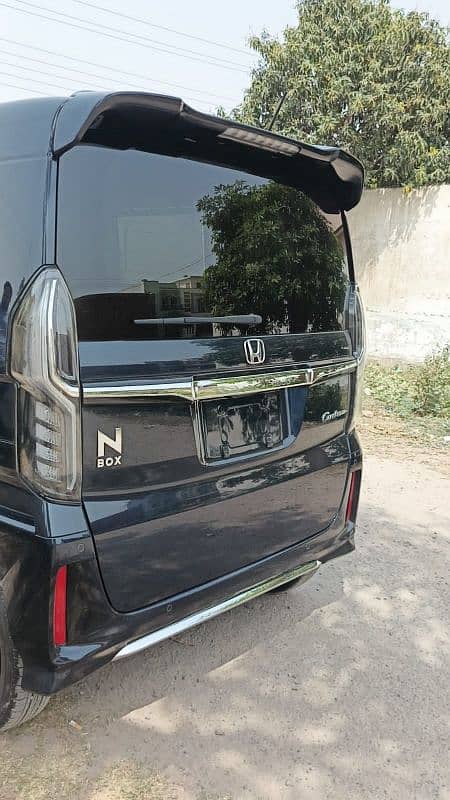 Honda N Box Custom 2025 2