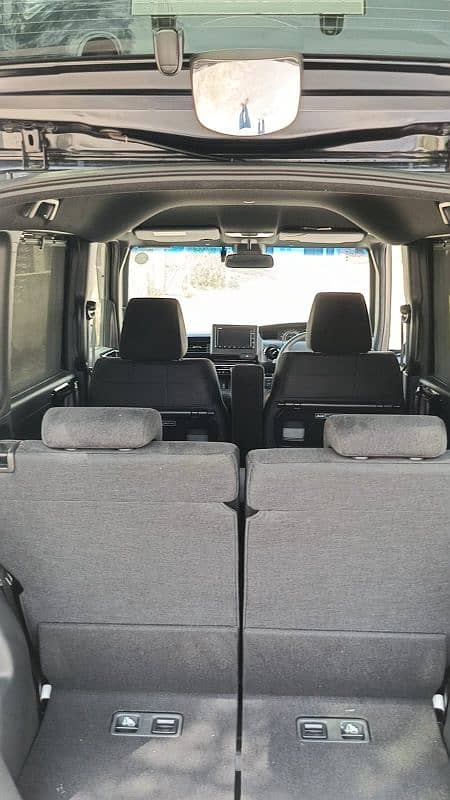 Honda N Box Custom 2025 9