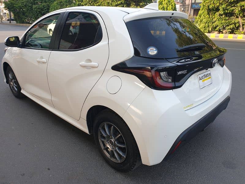 Toyota Yaris 2021 5