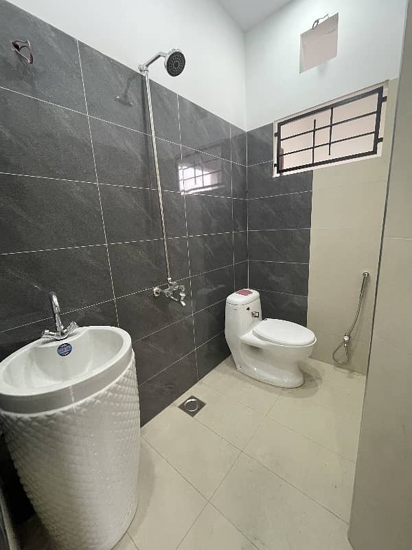 5 Marla Prime Location House For Sale in Khayaban-E-Amin Block N 8