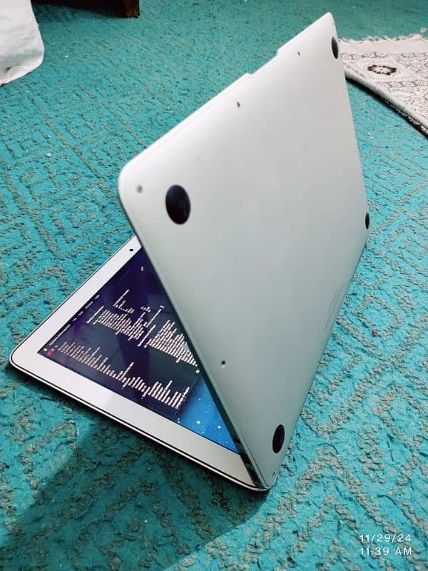 MACBOOK AIR EARLY 2015 8
