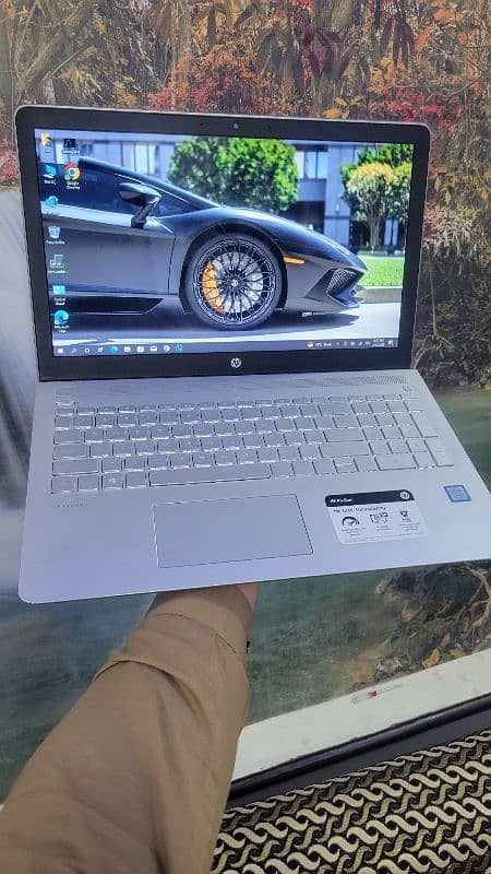 hp pavilion i5 8 0