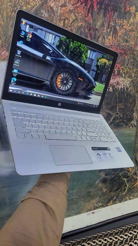 hp pavilion i5 8 2