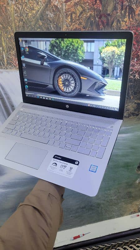 hp pavilion i5 8 3
