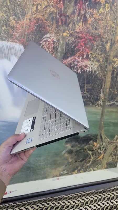 hp pavilion i5 8 5