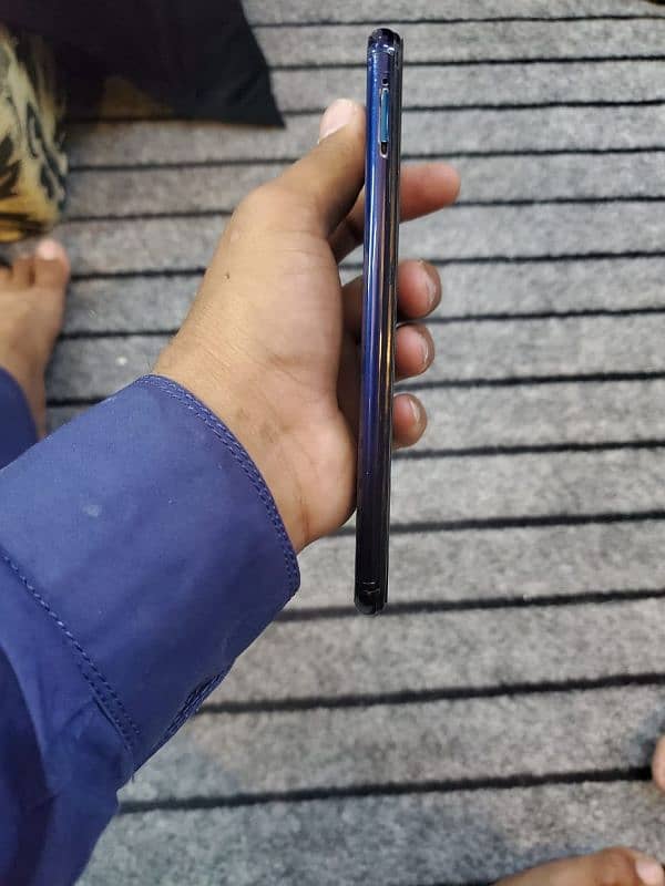 vivo y11 4