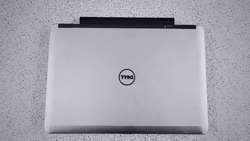 DELL LATITUDE E6440 0