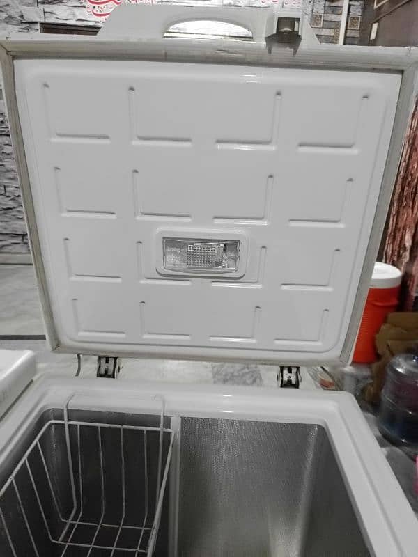 Pel Double Door Deep Freezer 4