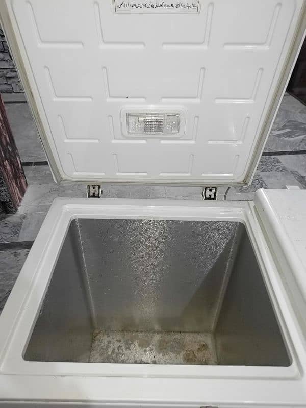 Pel Double Door Deep Freezer 11