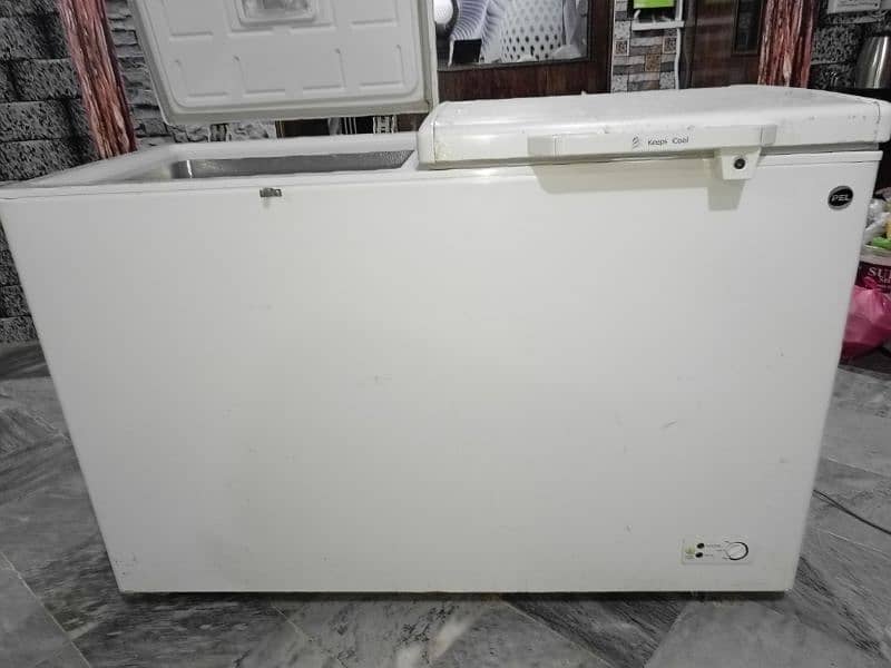 Pel Double Door Deep Freezer 12