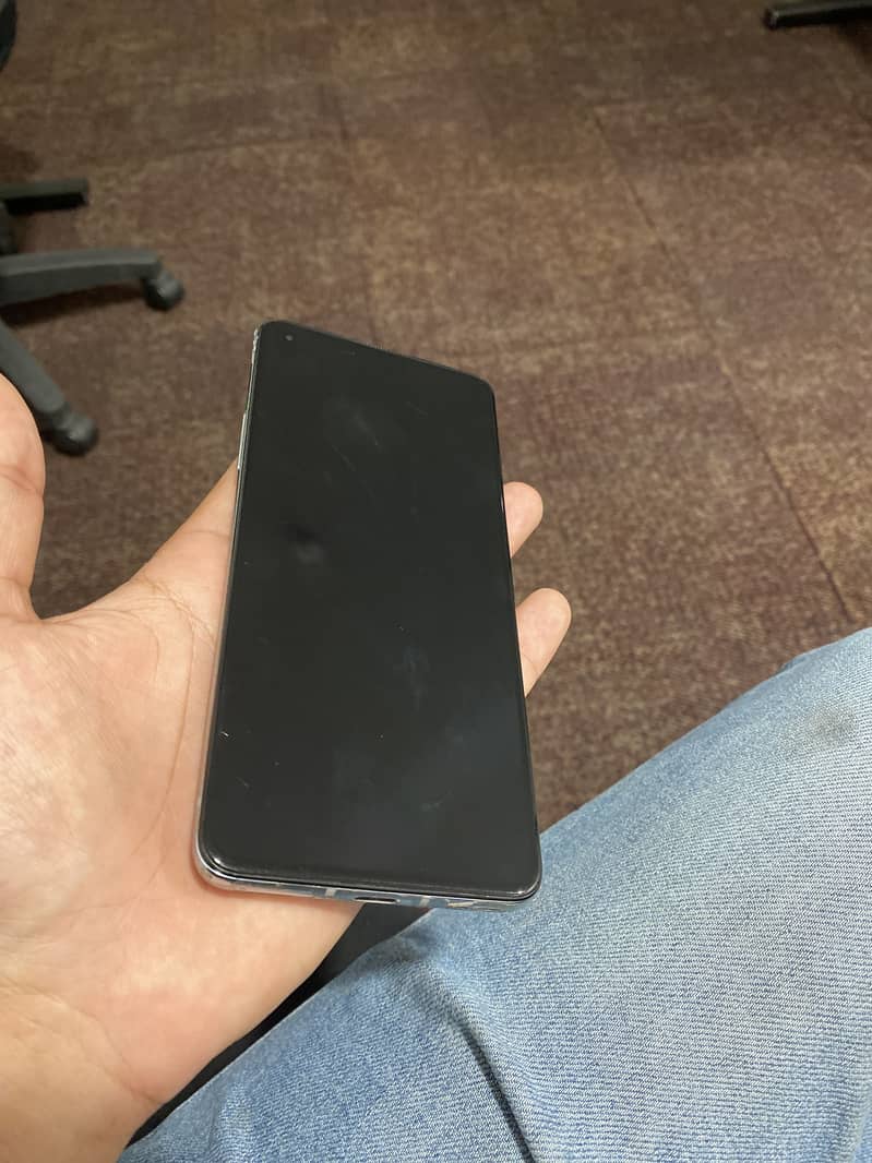 One Plus 8T 12/256 1