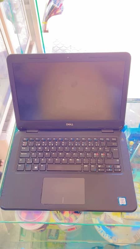 dell Latitude 3300 core i5 8th ssd 256gb 8gb ram 7