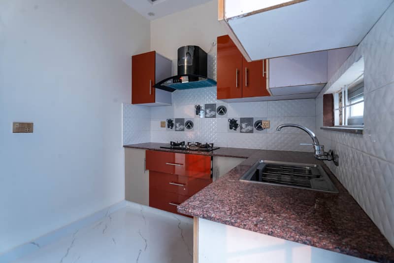 5 Marla Beautiful House For Sale In 9 Town 3