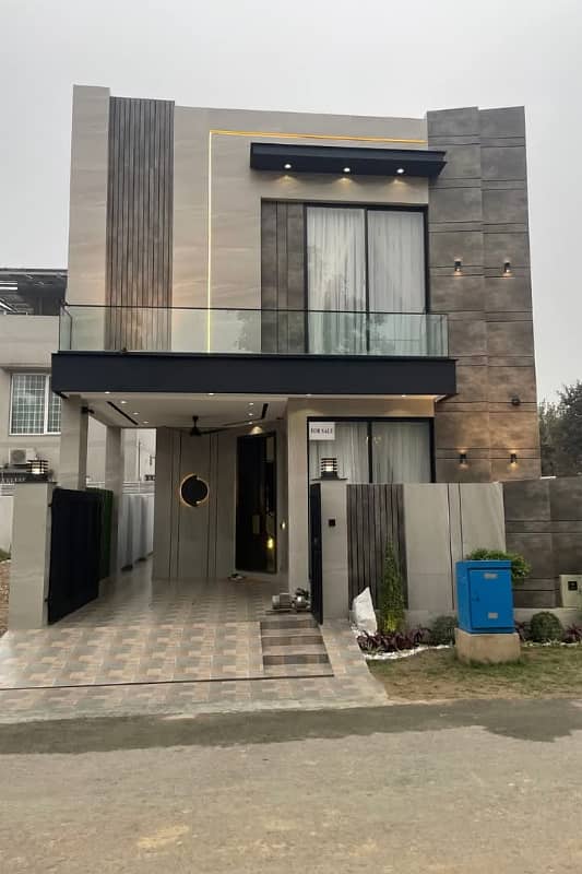 5 Marla Beautiful House For Sale In 9 Town 0