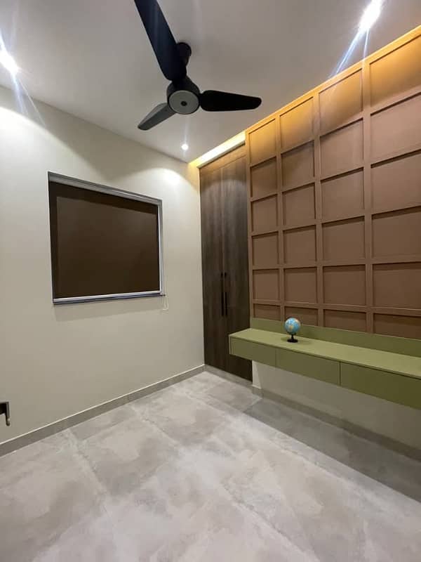 5 Marla Beautiful House For Sale In 9 Town 7