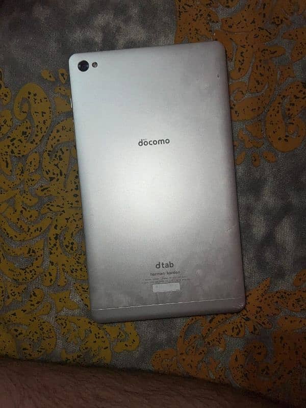 Docomo tablet 2