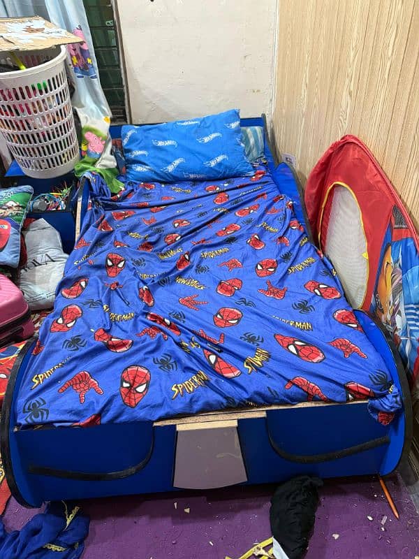 Car Bed 0