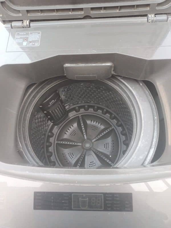 Signature 11kg Fully Automatic Inverter Washing Machine 5