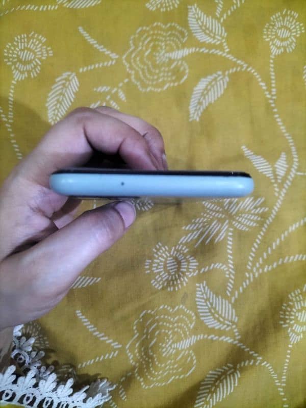 Google pixel 5 4