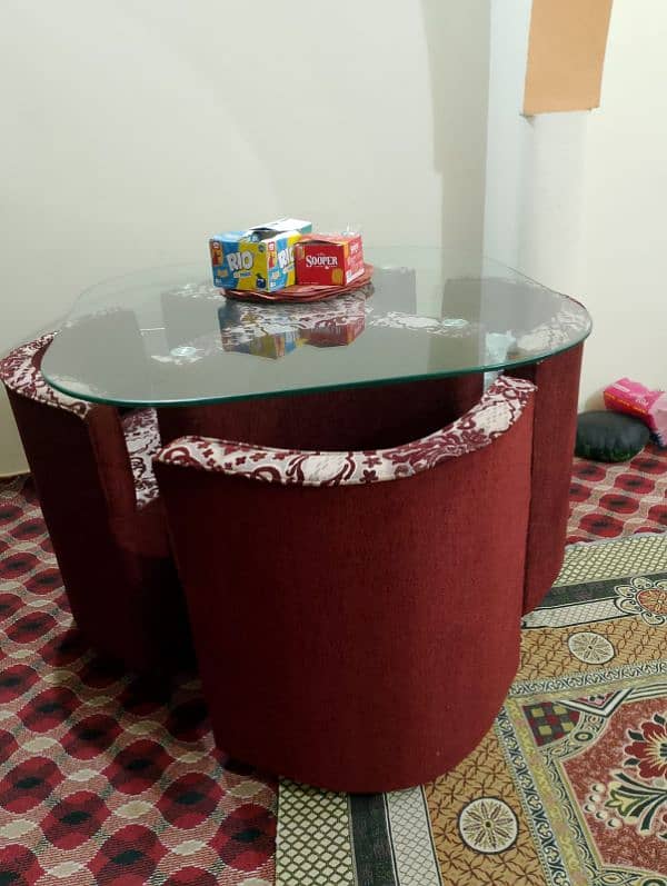 dinning table 4 chairs 0