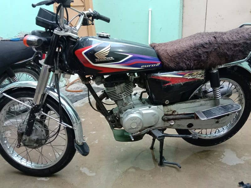 HONDA 125 FINE. CONDITION REGESTERD 1