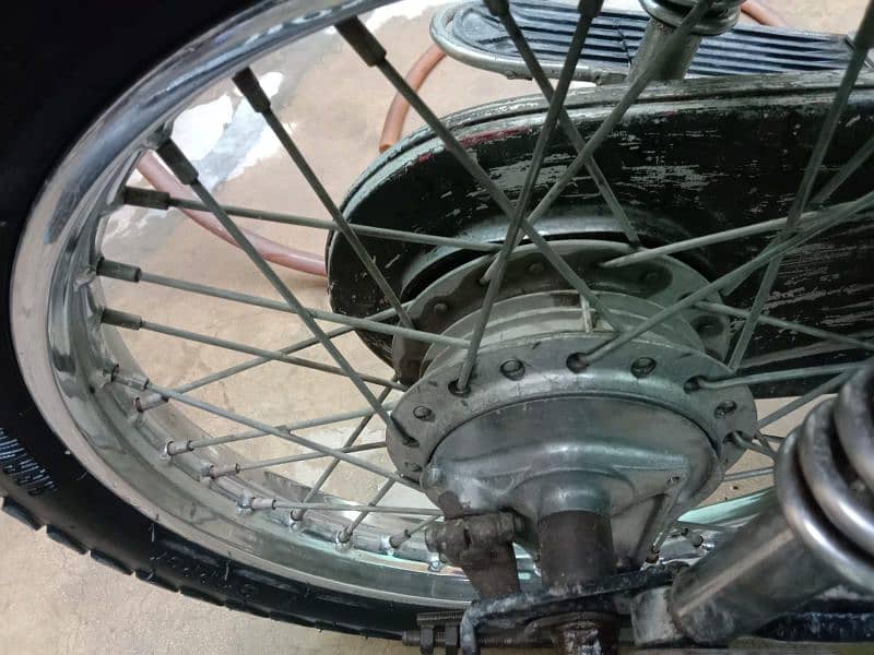 HONDA 125 FINE. CONDITION REGESTERD 3