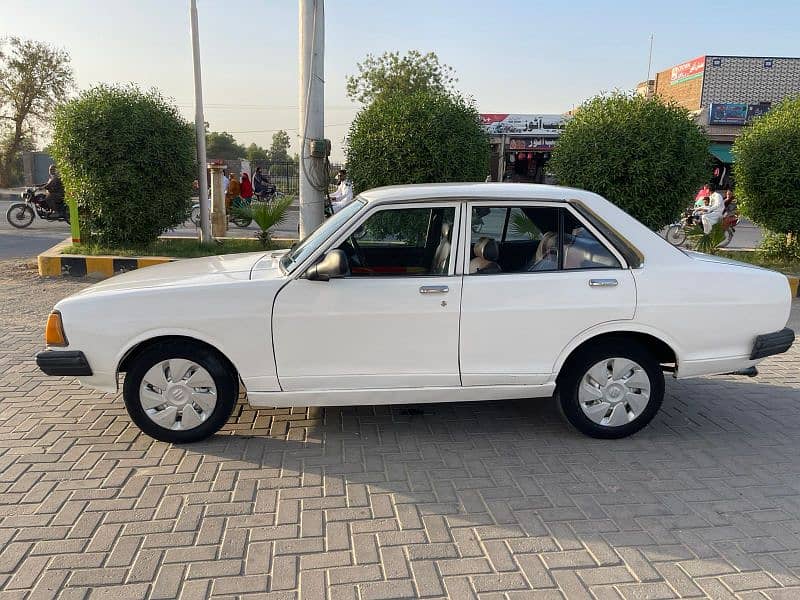 Nissan 120 Y 1982 1