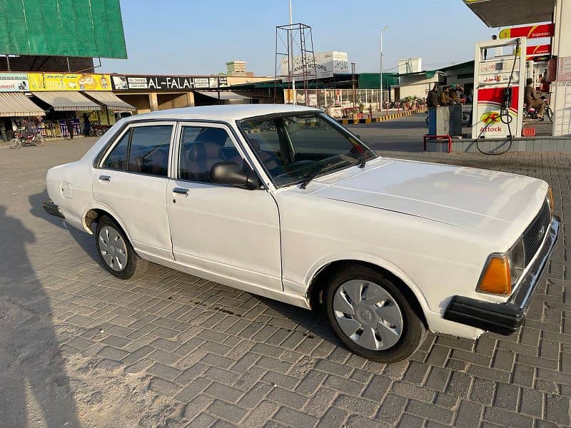 Nissan 120 Y 1982 5