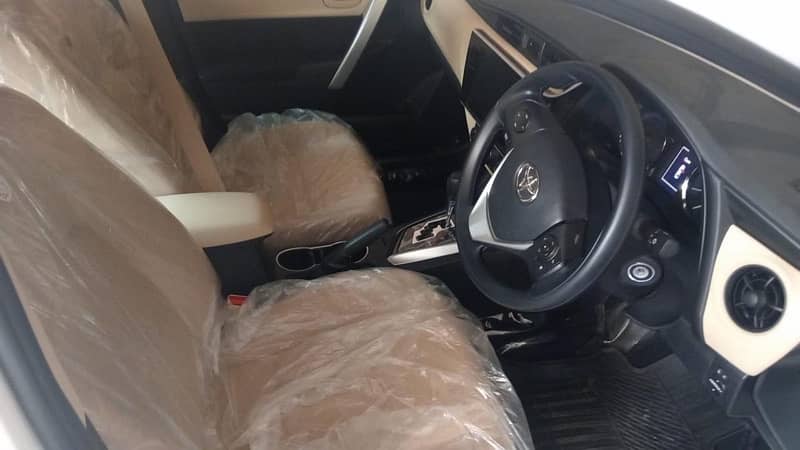 Toyota Corolla Altis 2024 5