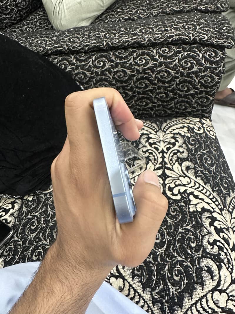 I Phone 14 plus NoN PTA 4