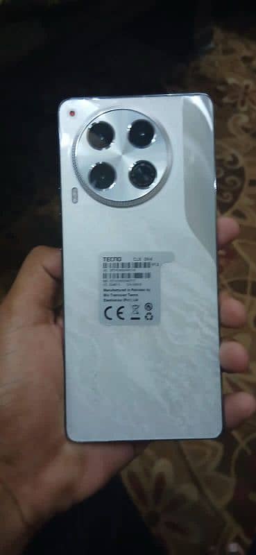 Tecno camon 30 0