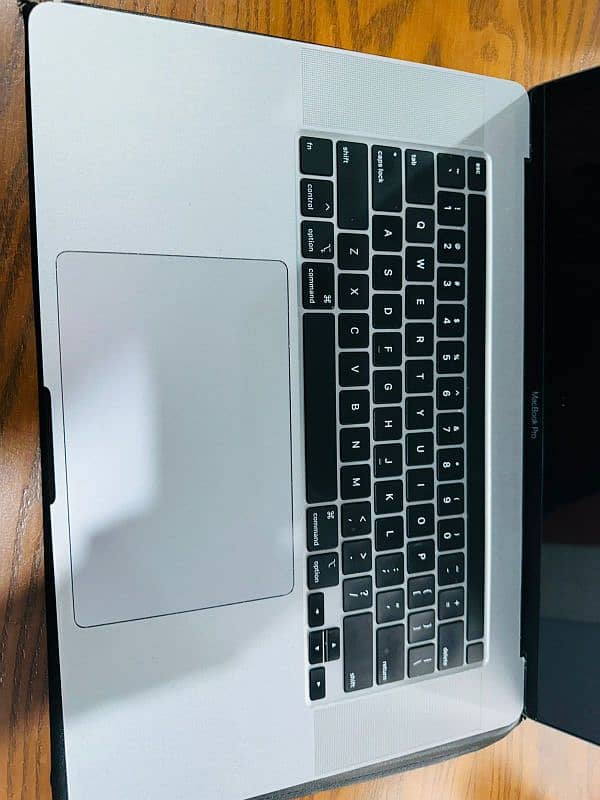Mac Book Pro Core i9 2019 1