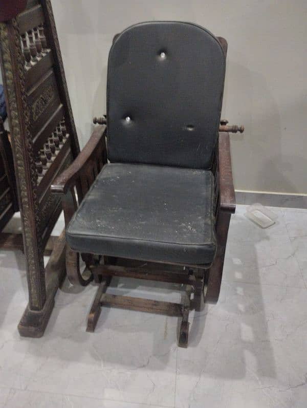 rocking chair easy chair 0
