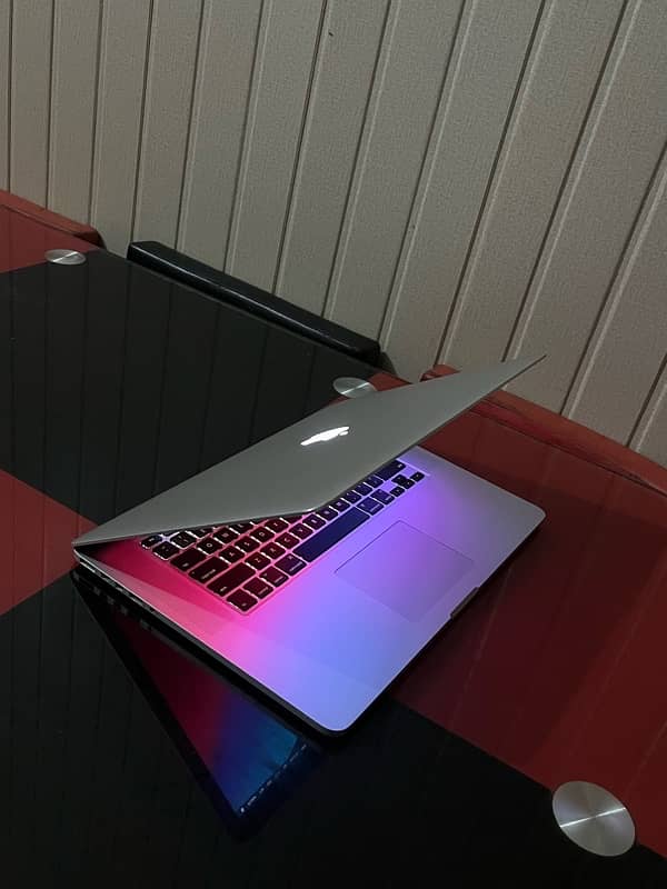 Macbook Pro Late 2013 15 inch 16/250 7