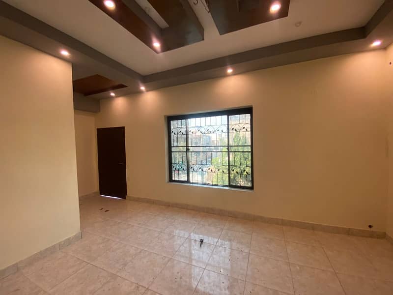 10 Marla Vip 3 Storey House For Sale 0