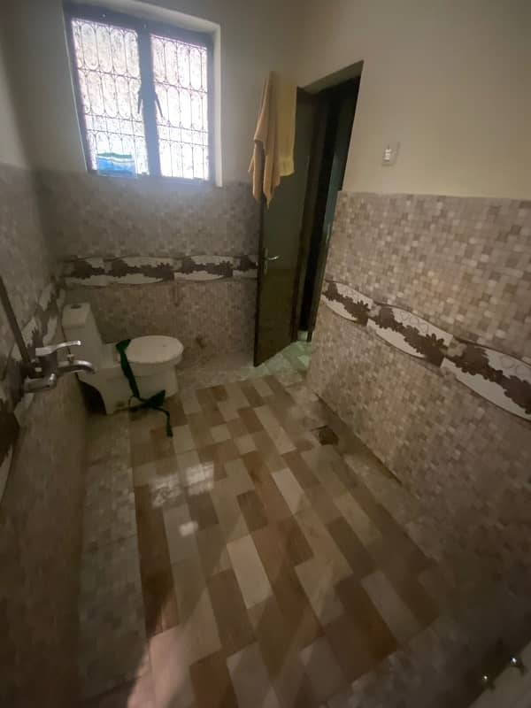 10 Marla Vip 3 Storey House For Sale 6