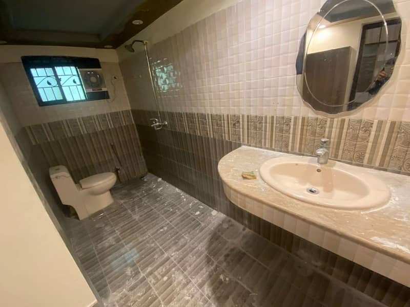 10 Marla Vip 3 Storey House For Sale 14