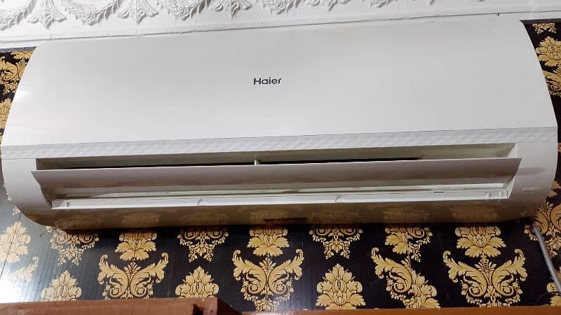 Haier 1 ton non inverter 0